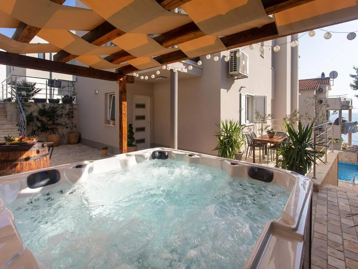 Apartments Aqua Trogir